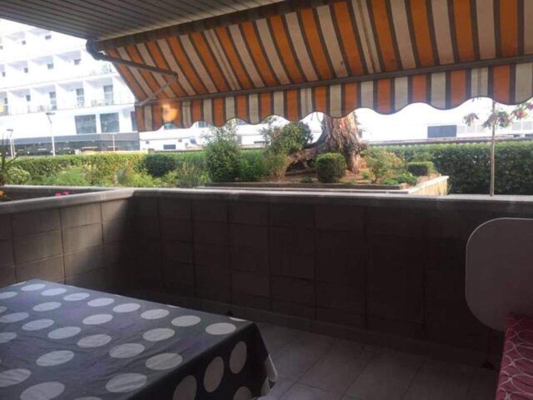 Apartamento Centrico Y Con Piscina A 5 Min. Playa Salou Exterior photo